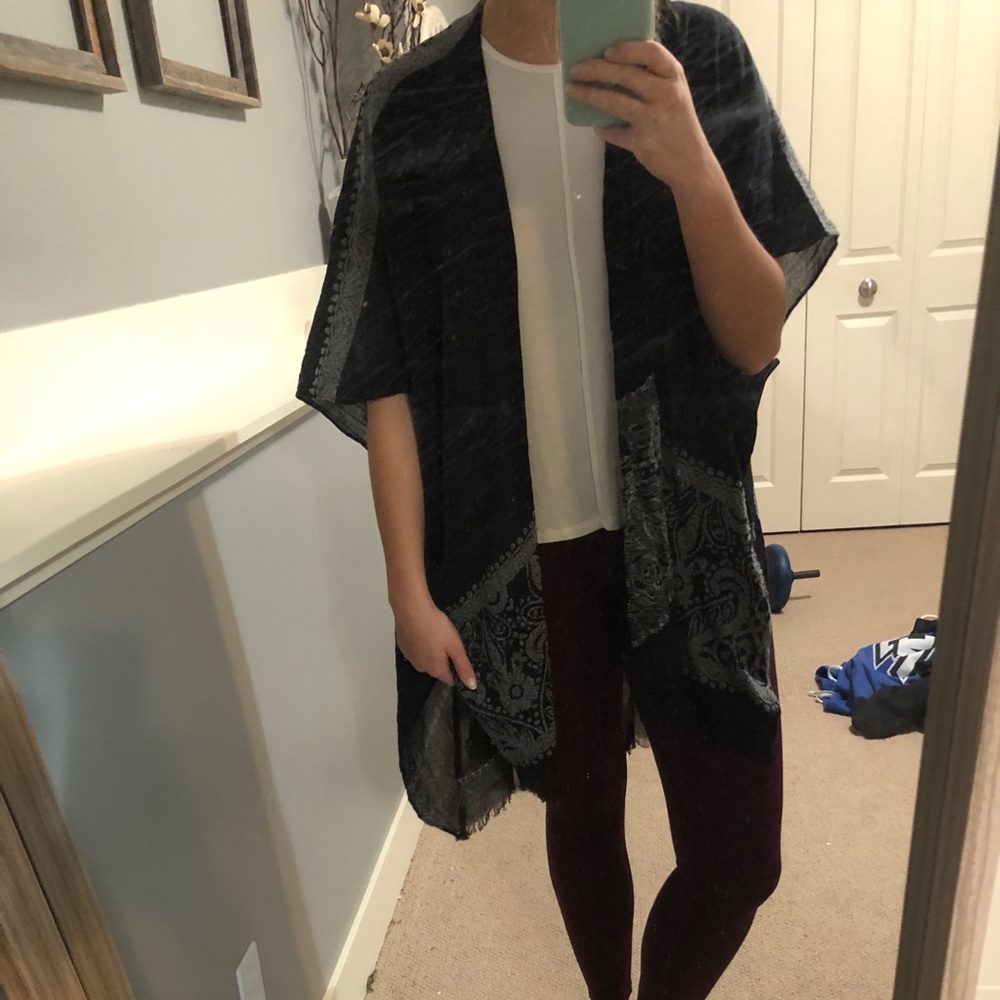 Black kimono with white detailing